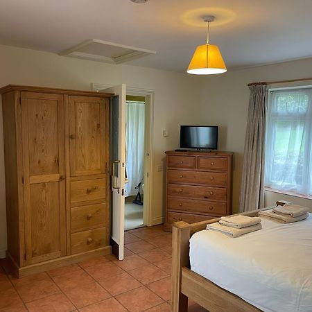 Mimosa Cottage Swyre Екстериор снимка